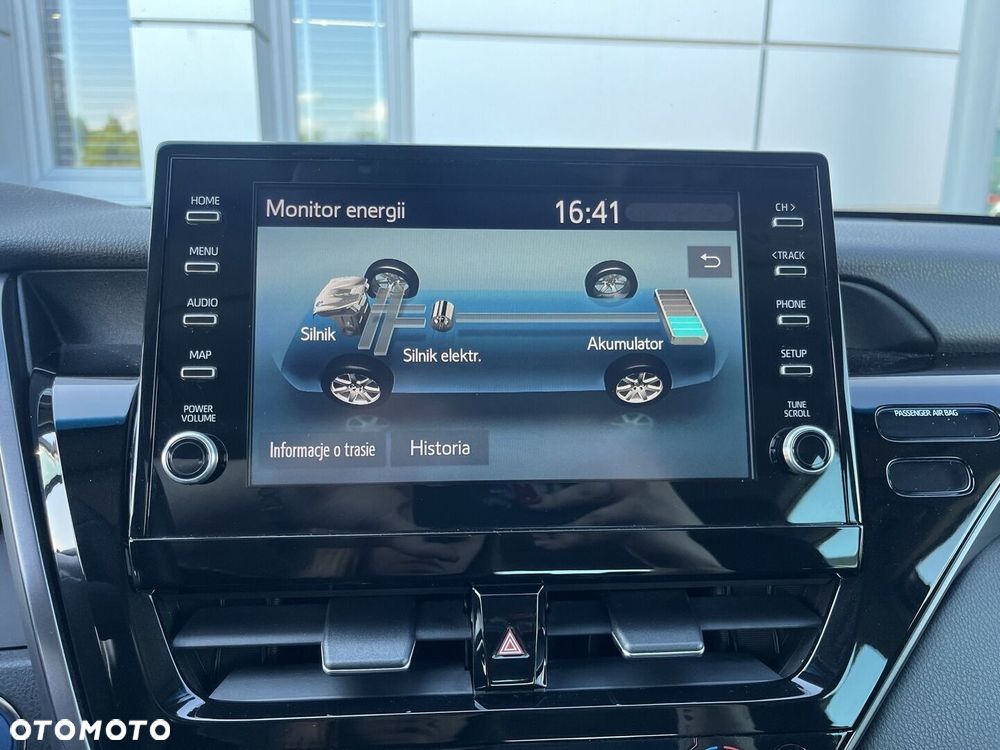 Toyota Camry 2.5 Hybrid Executive CVT - 22