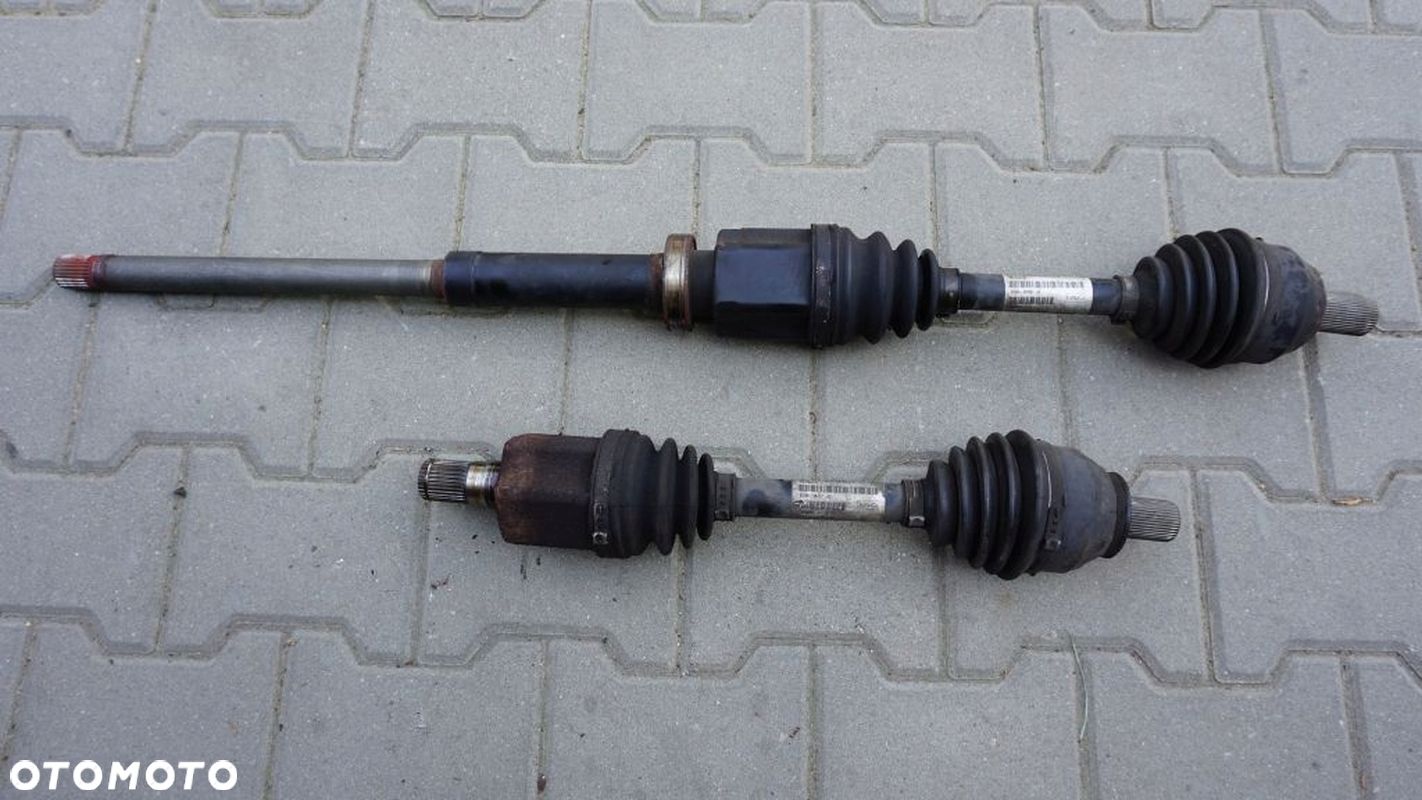 VOLVO S80 V70 XC70 3.0 T6 3.2 AWD - PÓŁOŚ LEWA - 1