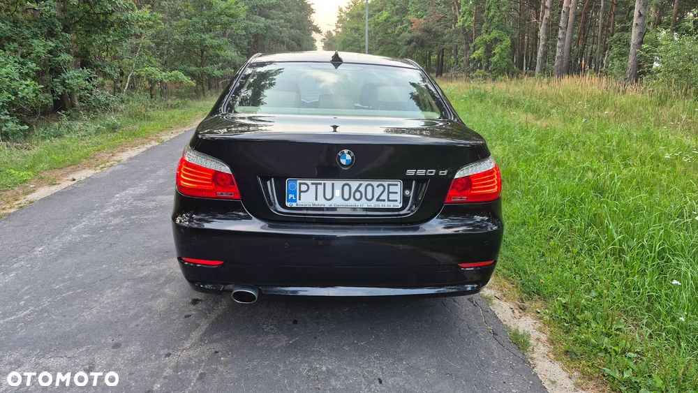 BMW Seria 5 520d - 4