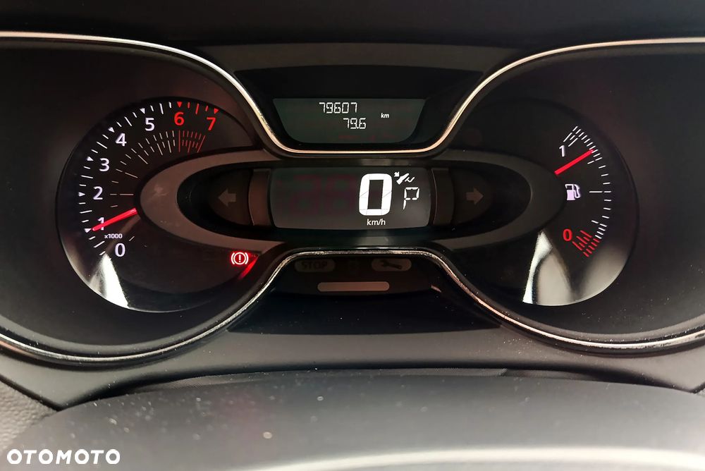 Renault Captur 1.2 TCe Zen EDC - 24