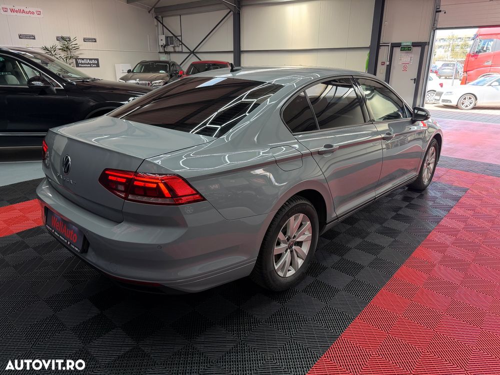 Volkswagen Passat 2.0 TDI DSG Comfortline - 4
