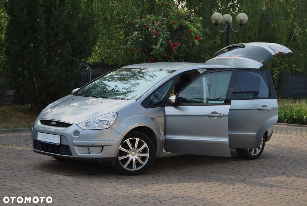 Ford S-Max 2.0 Ambiente - 19