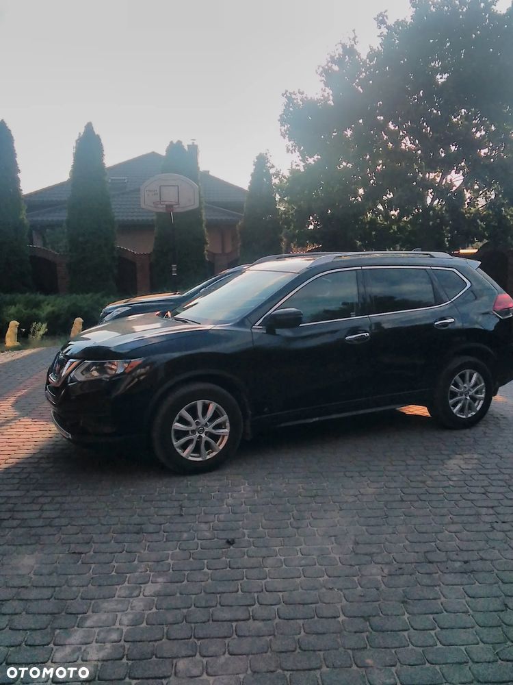 Nissan Rogue - 6
