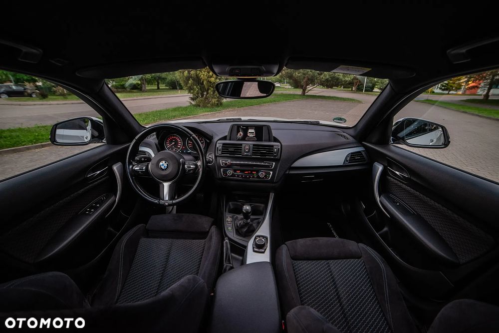 BMW Seria 1 116i - 36