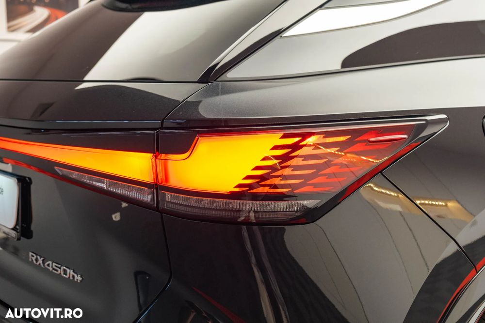 Lexus Seria RX 450h+ E-Four PHEV Luxury Mark Levinson - 30