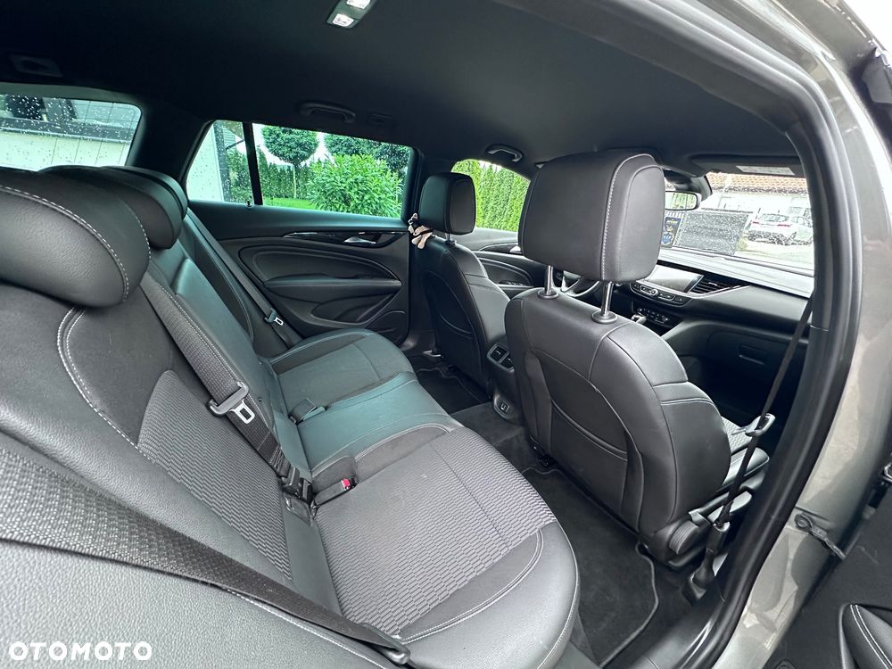 Opel Insignia 2.0 CDTI Exclusive S&S - 20