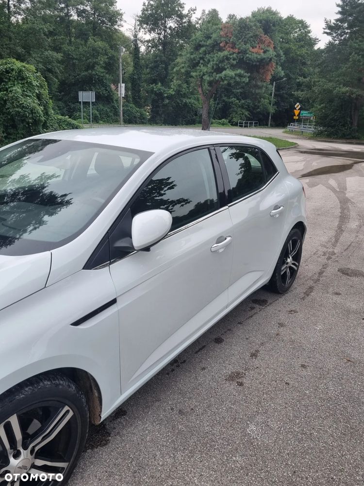 Renault Megane 1.5 dCi Life - 17