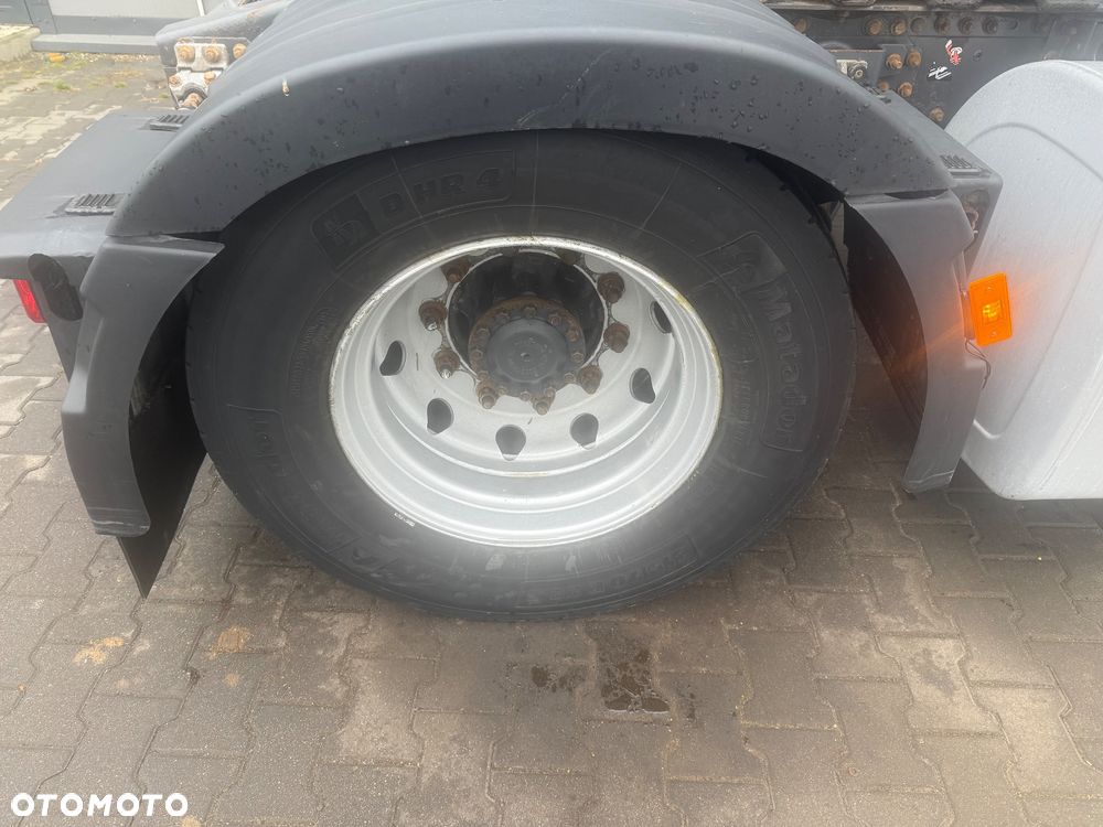 Renault Premium 460 - 23