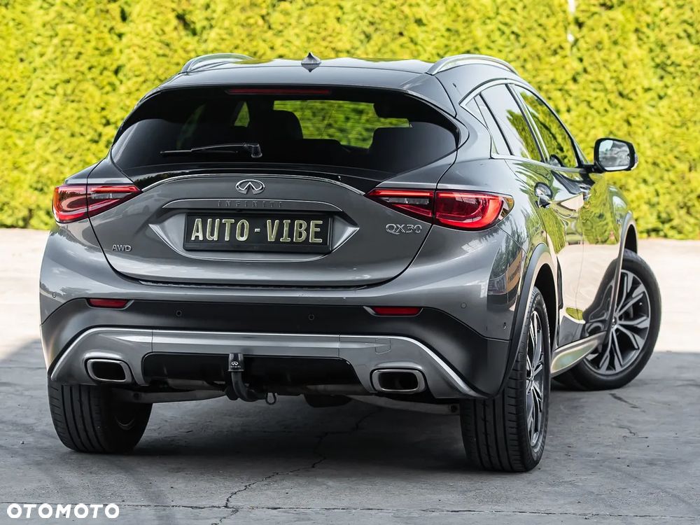 Infiniti QX30 2.2d DCT AWD Luxe Tech - 13