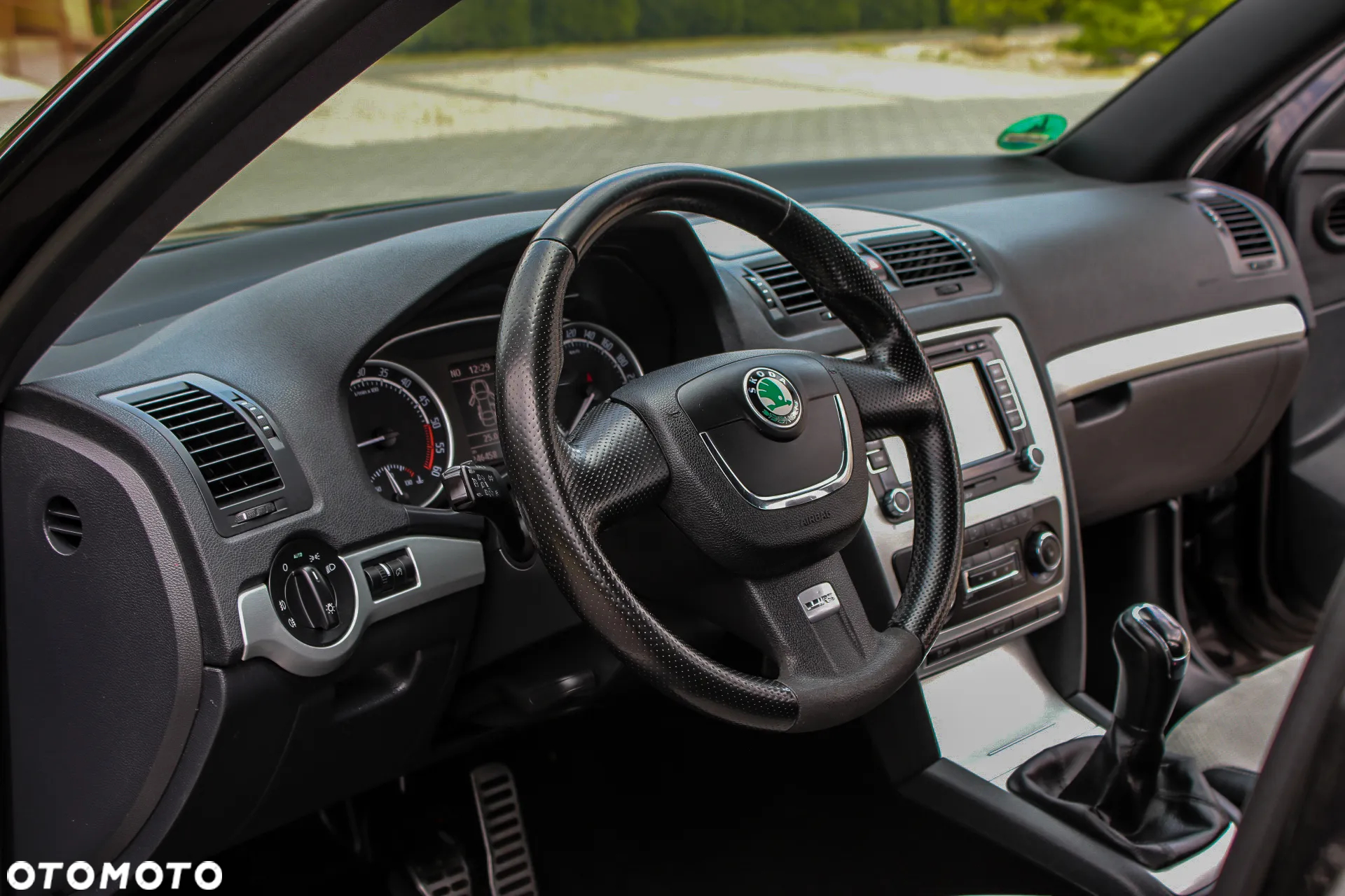 Skoda Octavia 2.0 TDI CR DPF RS - 31
