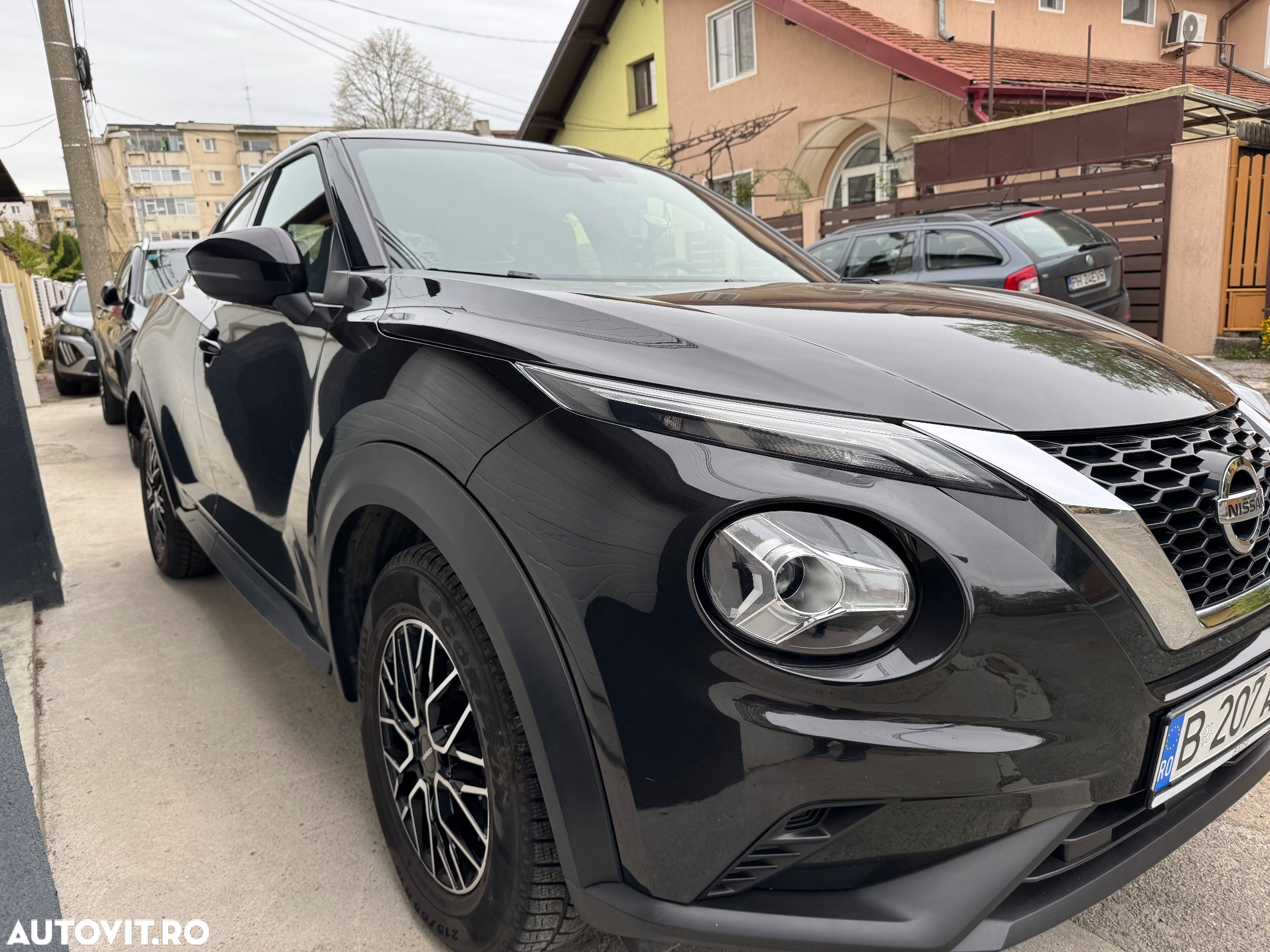 Nissan Juke - 2