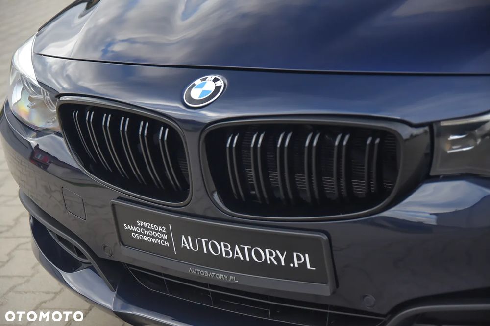 BMW Seria 3 320i xDrive Edition M Sport Shadow - 34