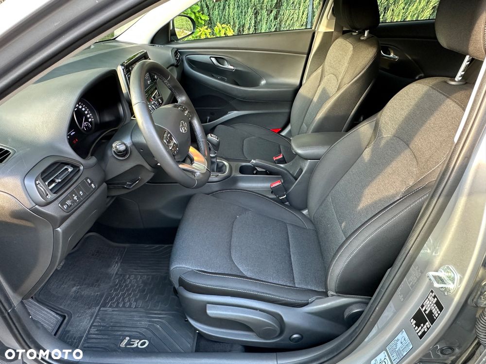 Hyundai i30 1.5 DPI Comfort - 12