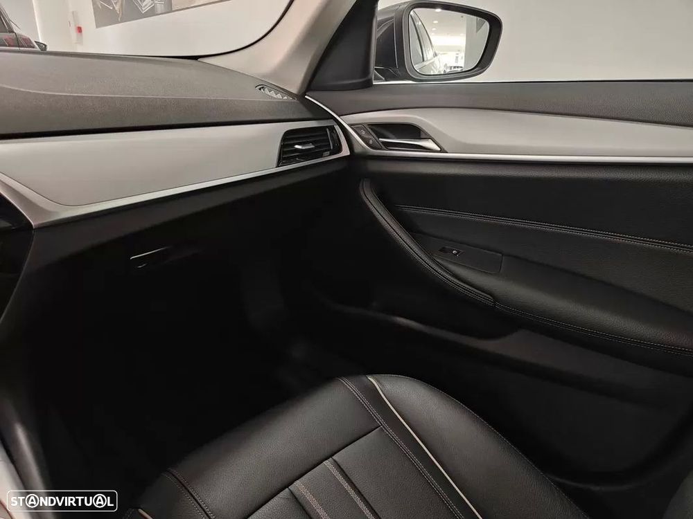 BMW 520 e Line Luxury - 50