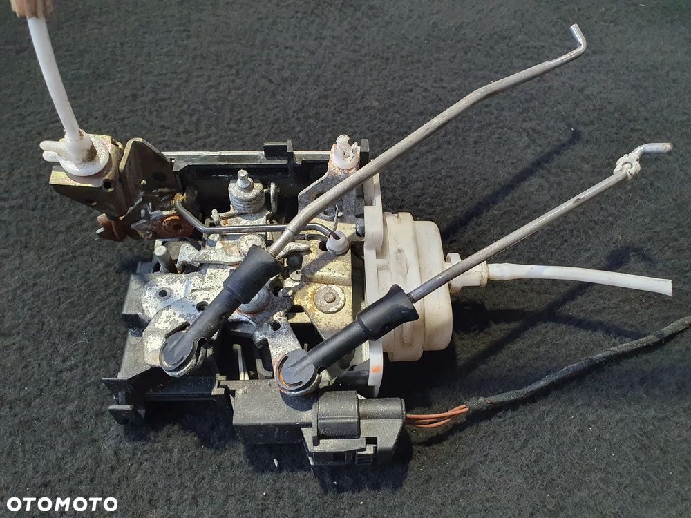 AUDI A4 B5 ZAMEK DRZWI LEWY PRZÓD 8D1837015F ORYGINAŁ POSIADAM 2 SZT - 5