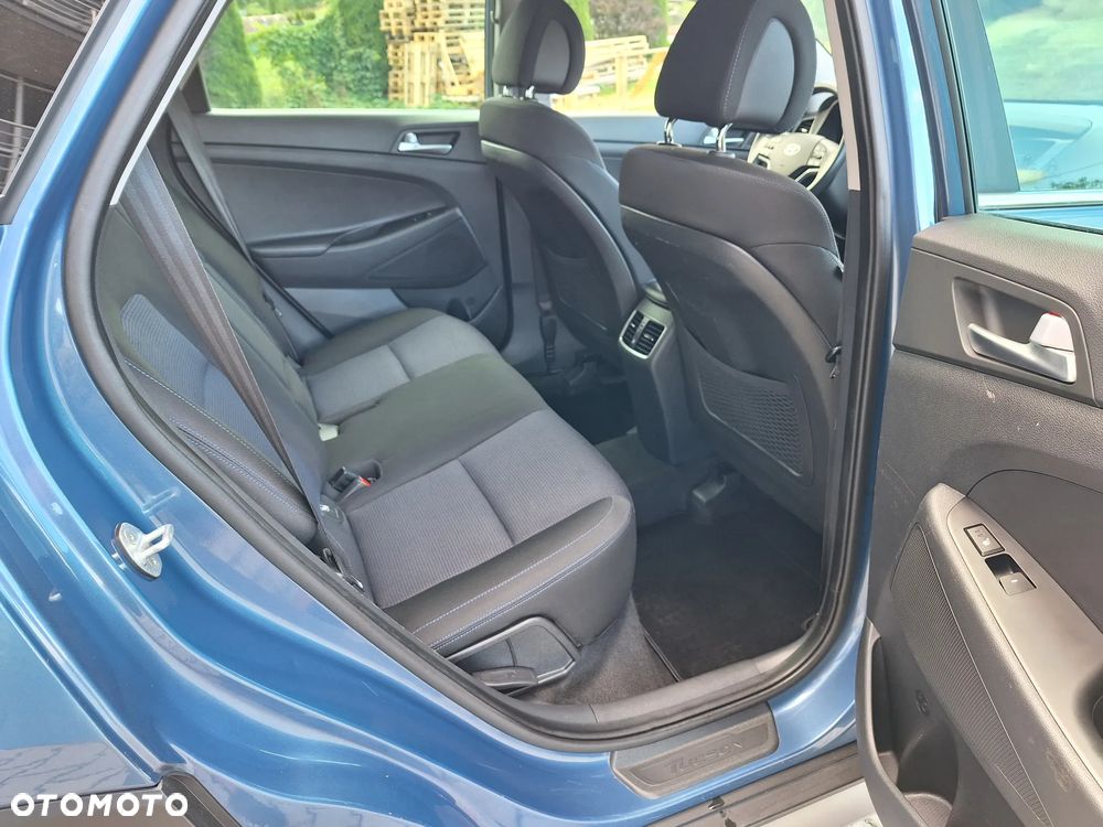 Hyundai Tucson 1.7 CRDI BlueDrive Style 2WD - 29