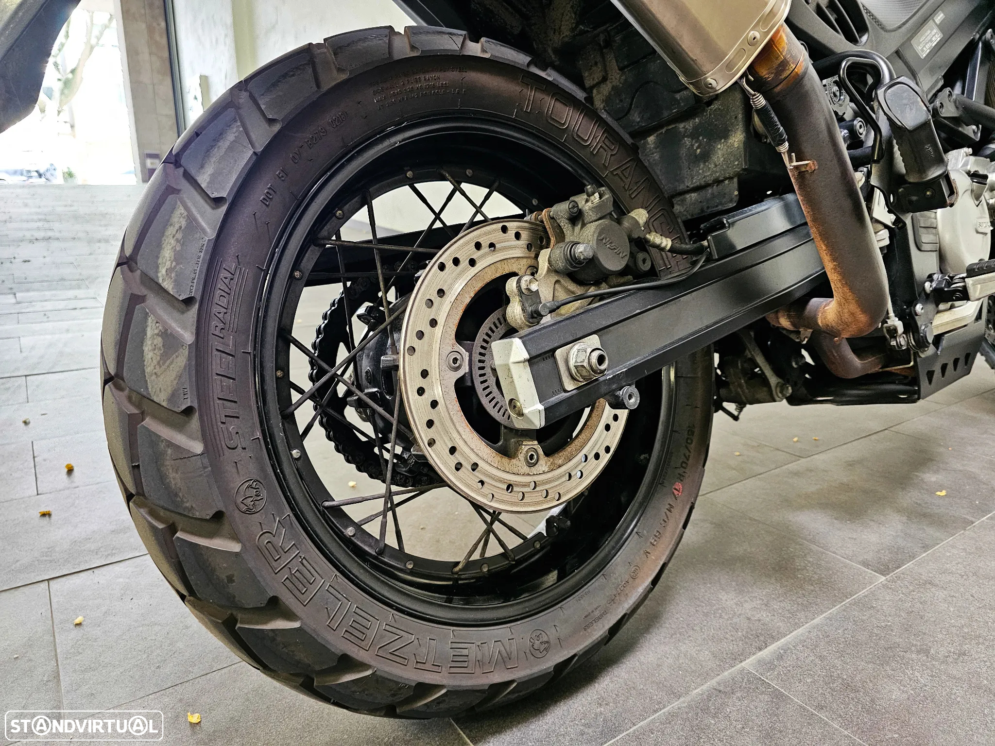 Suzuki DL V-Strom 650 - 21