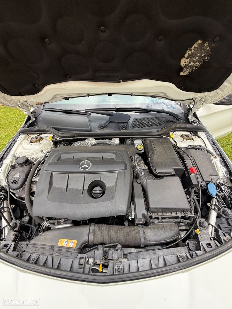 Mercedes-Benz CLA 180 d 7G-DCT AMG Line - 15