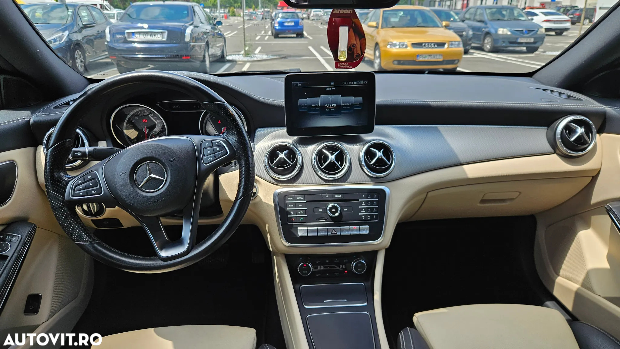 Mercedes-Benz CLA 200 d 7G-DCT - 14