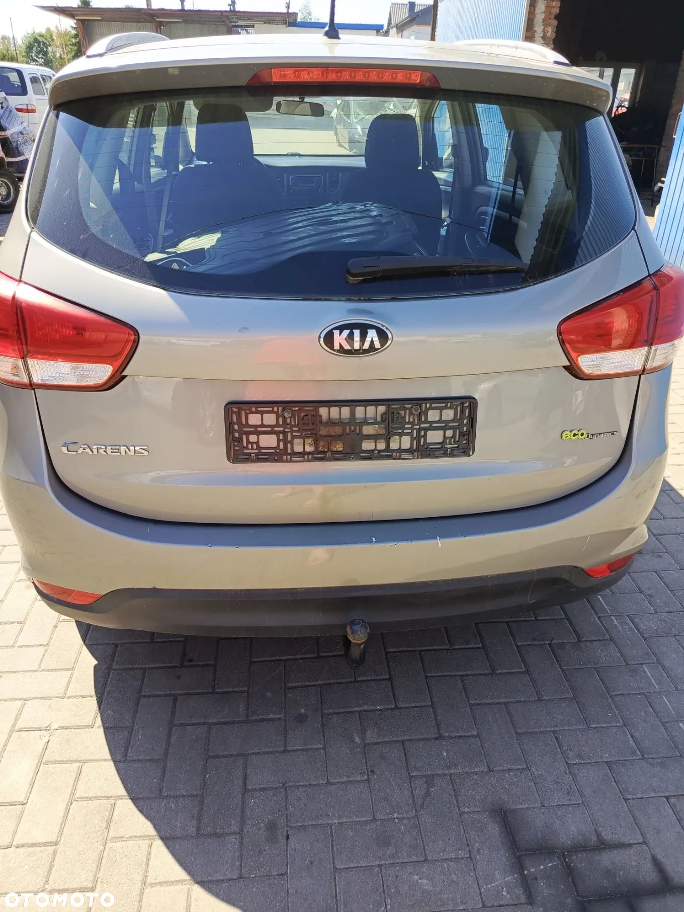 KIA CARENS IV KLAPA BAGAŻNIKA Z SZYBĄ + LAMPY W KLAPĘ GOŁA K3Y - 1