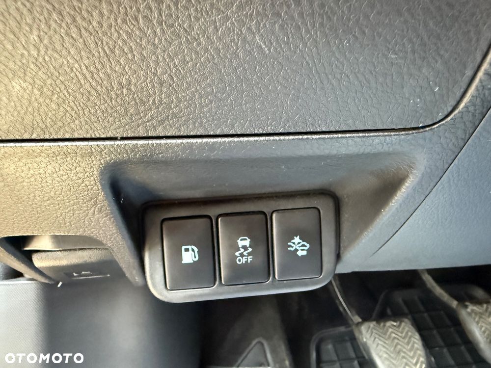 Toyota Avensis Touring Sports 1.8 Edition S+ - 34