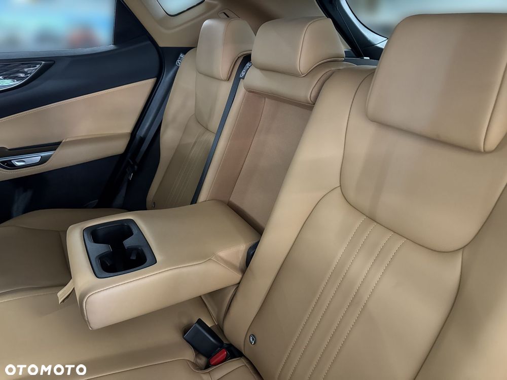 Lexus NX - 11