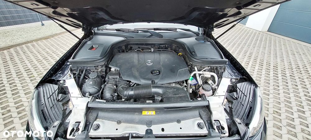 Mercedes-Benz GLC 220 d 4Matic 9G-TRONIC AMG Line - 10