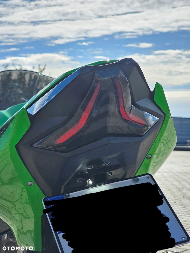 Kawasaki Ninja 400 - 23