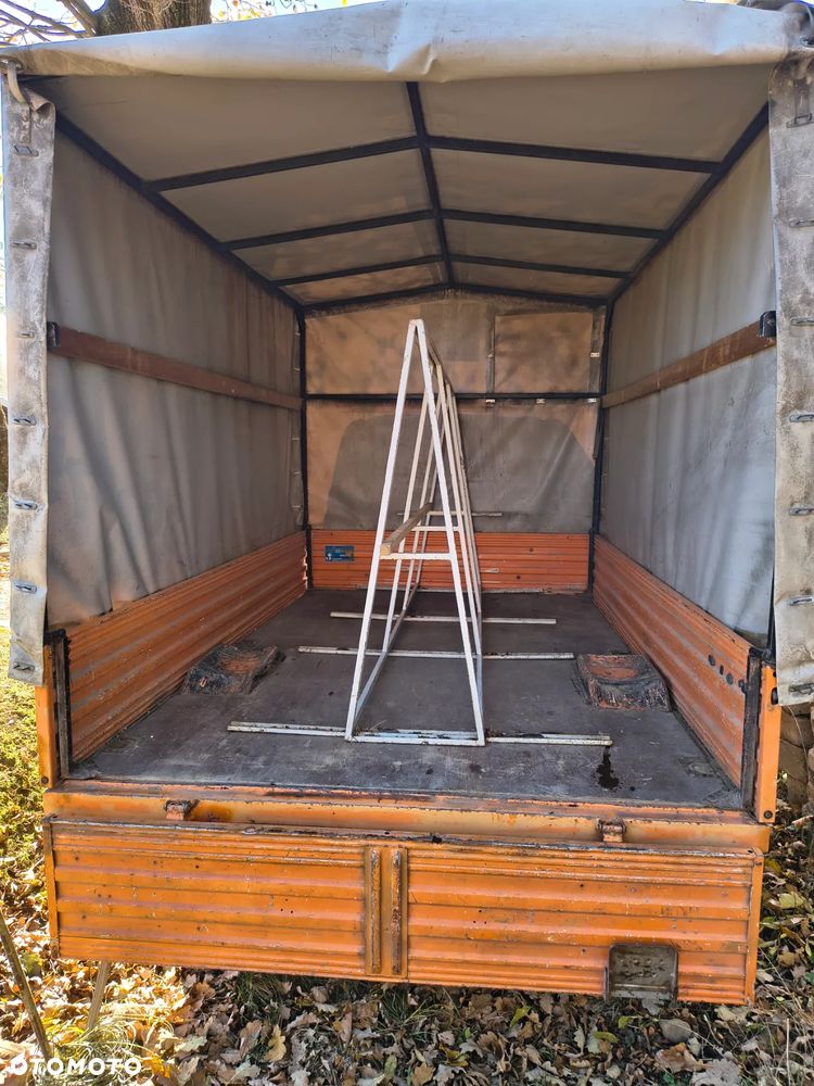 Volkswagen Transporter - 5