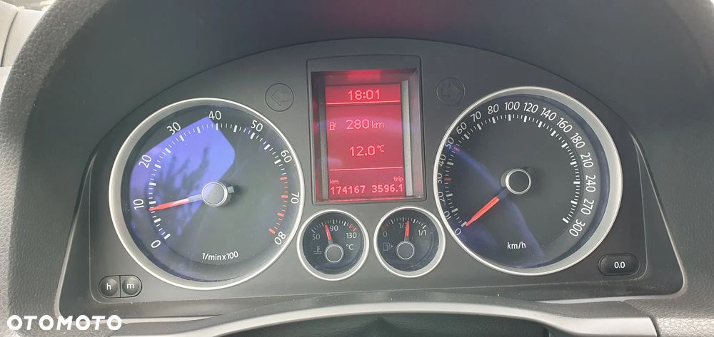 Volkswagen Golf - 19
