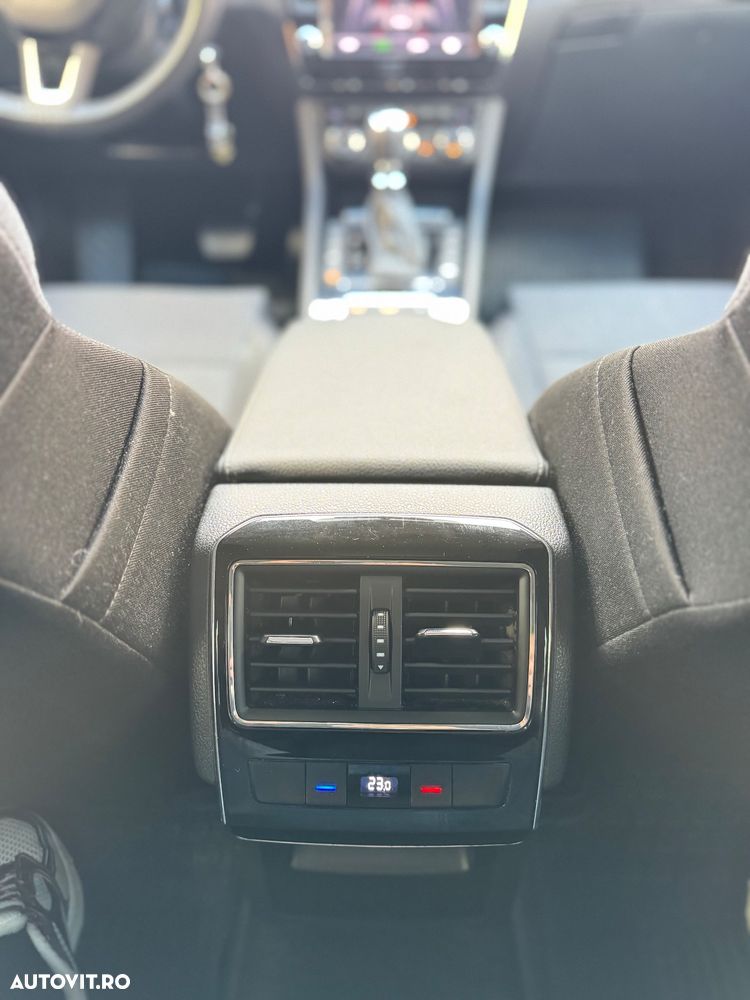 Skoda Superb 2.0 TDI DSG Active - 12