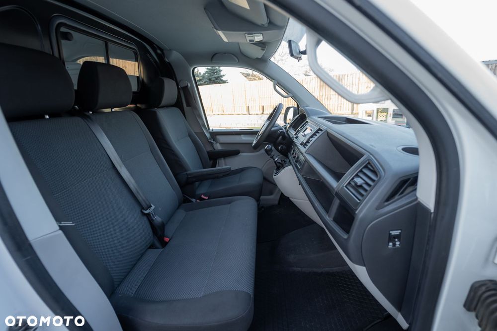 Volkswagen Transporter T5 - 25