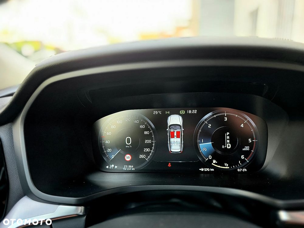 Volvo V60 D4 SCR AWD - 11