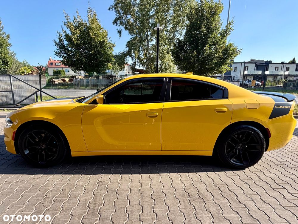 Dodge Charger - 8