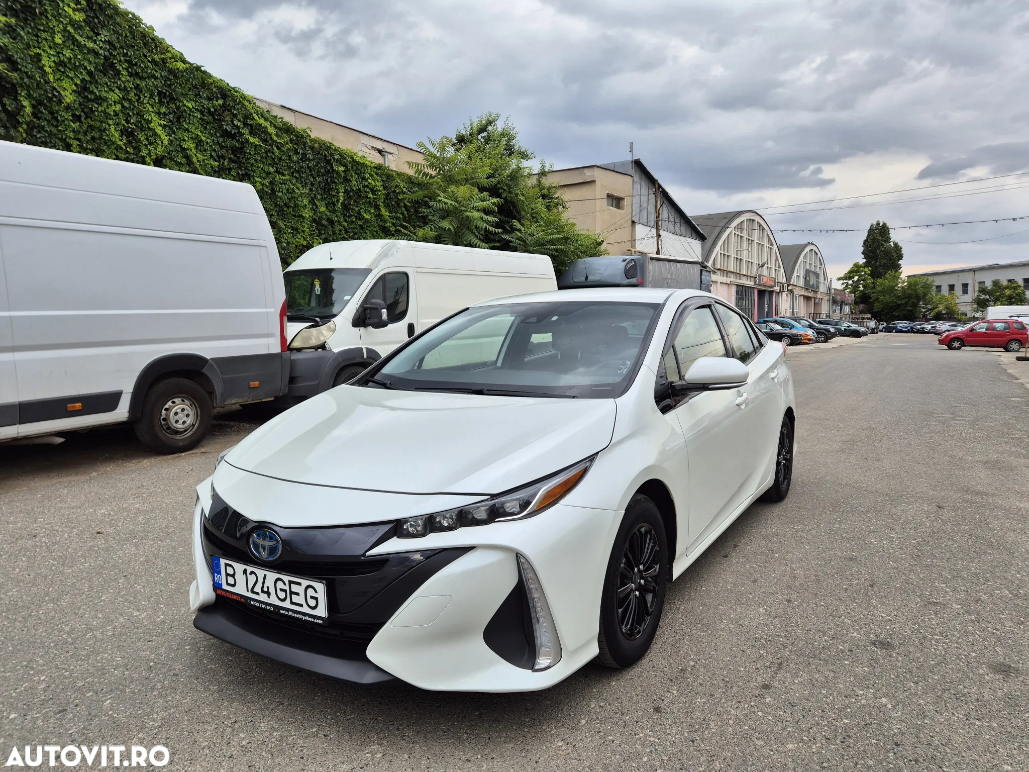 Toyota Prius Plug-in Hybrid Executive - 7