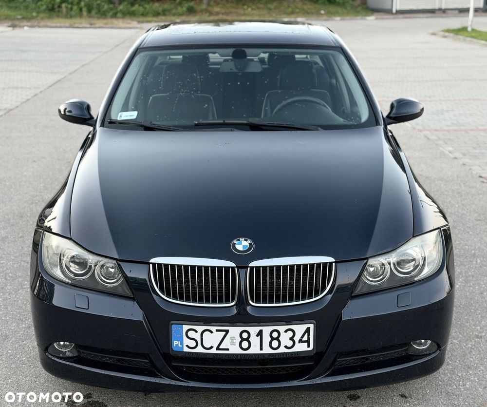 BMW Seria 3 325i - 2