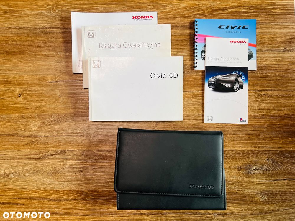 Honda Civic 1.8 Executive - 14