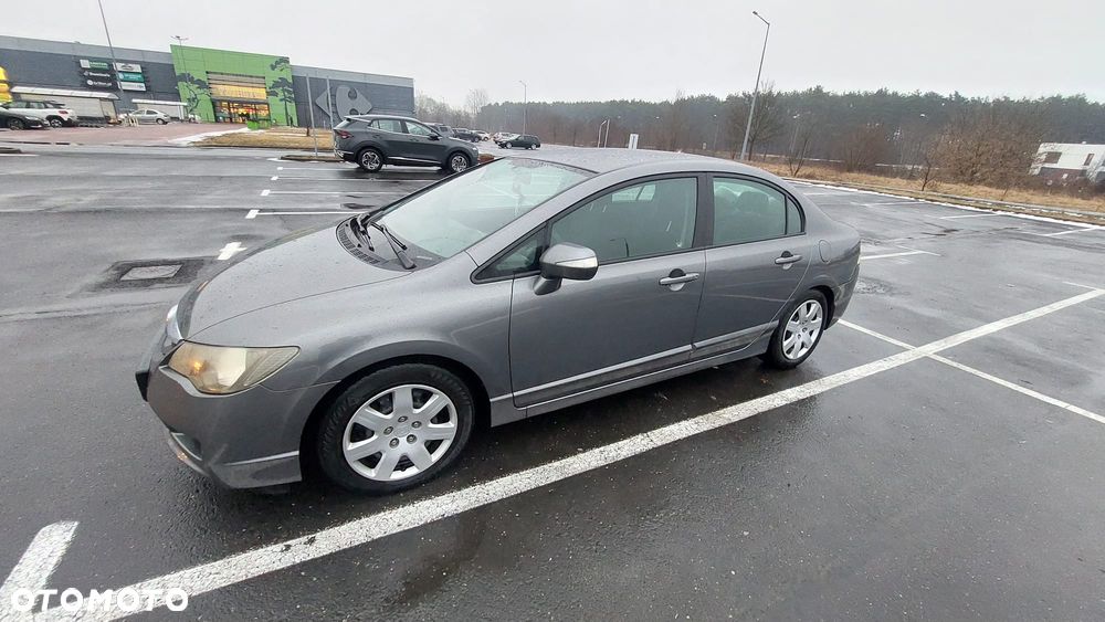 Honda Civic 1.8 Comfort - 1