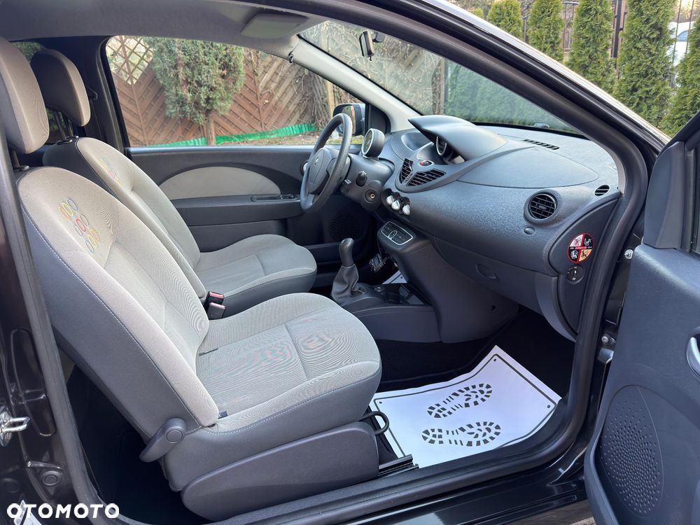 Renault Twingo dCi 85 Dynamique - 9