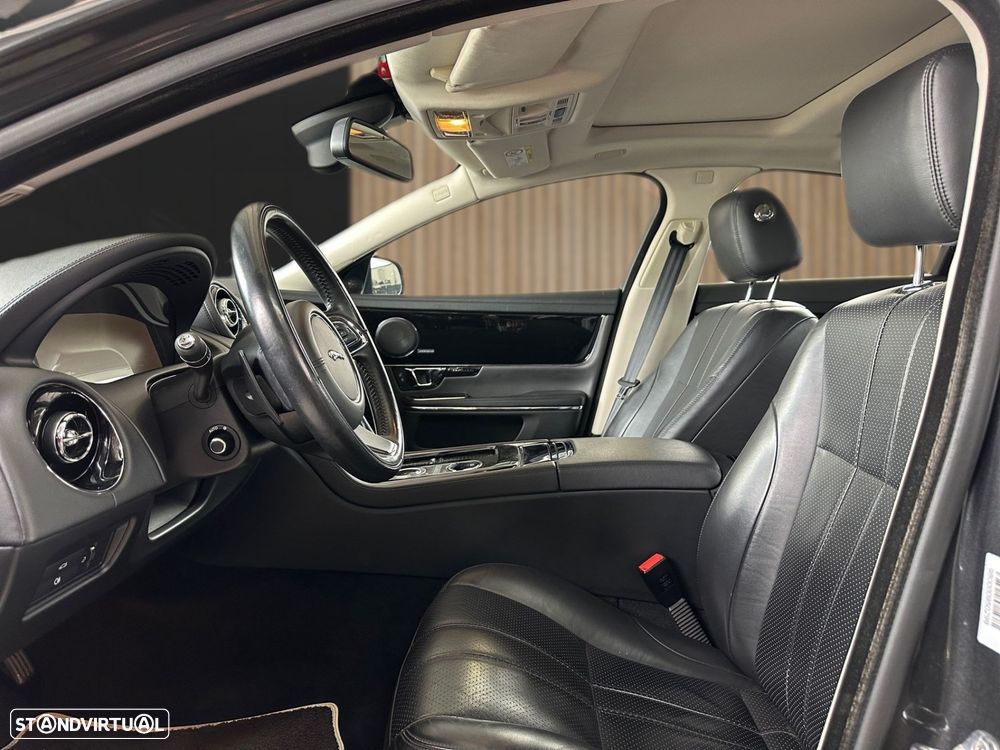 Jaguar XJ 3.0 D V6 Premium Luxury - 10