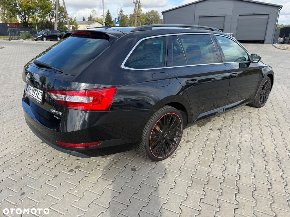 Skoda Superb 2.0 TDI SCR 4x4 Style DSG - 13