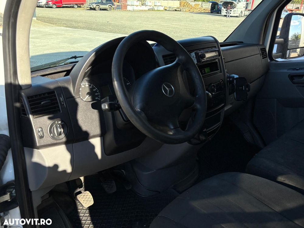 Mercedes-Benz Sprinter - 7