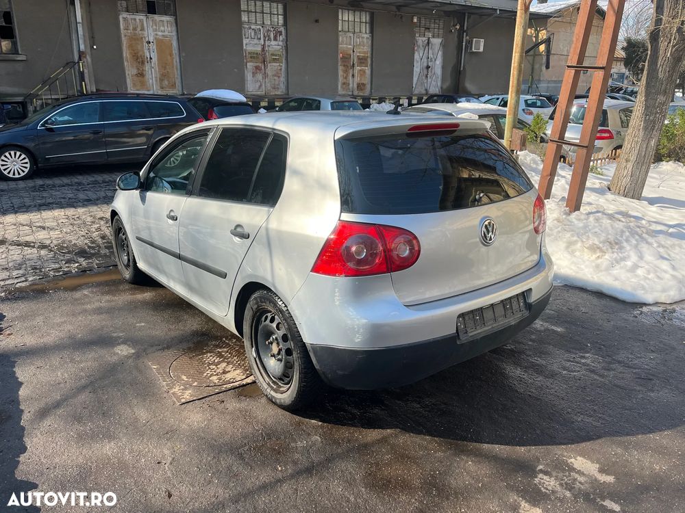 Dezmembrez VW Volkswagen Golf 5 1,9 TDI gri argintiu 2007 LA7W BLS 77kw 105cp - 12