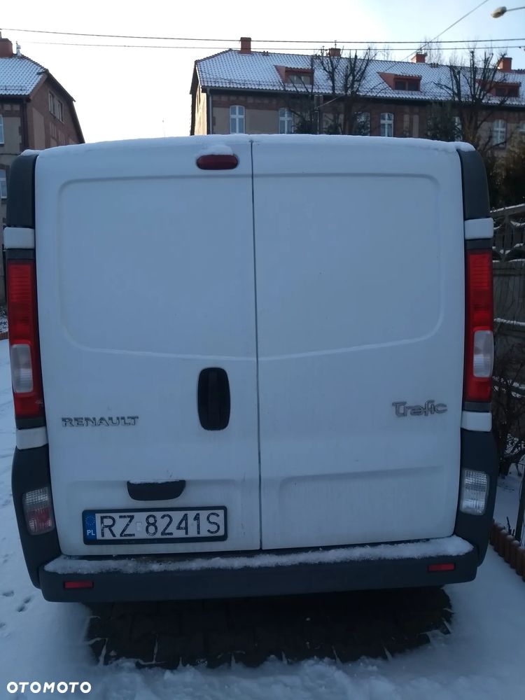 Renault Trafic - 2