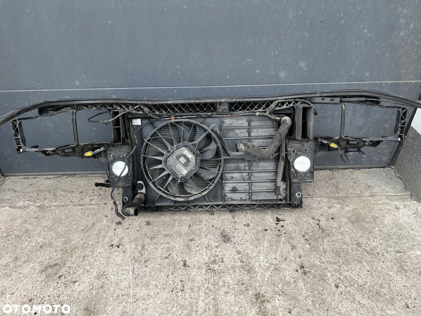 PAS PRZEDNI WZMOCNIENIE CHŁODNICE AUDI A8 D3 3.0 TDI KOMPLETNY - 9
