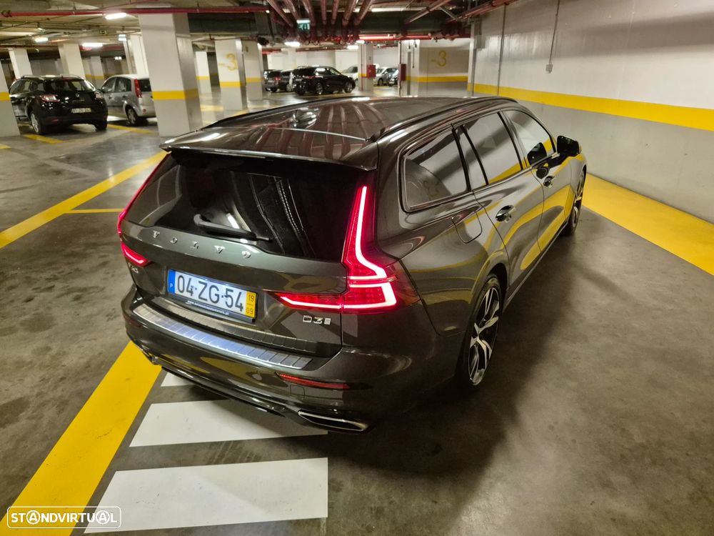 Volvo V60 2.0 D3 R-Design Geartronic - 12