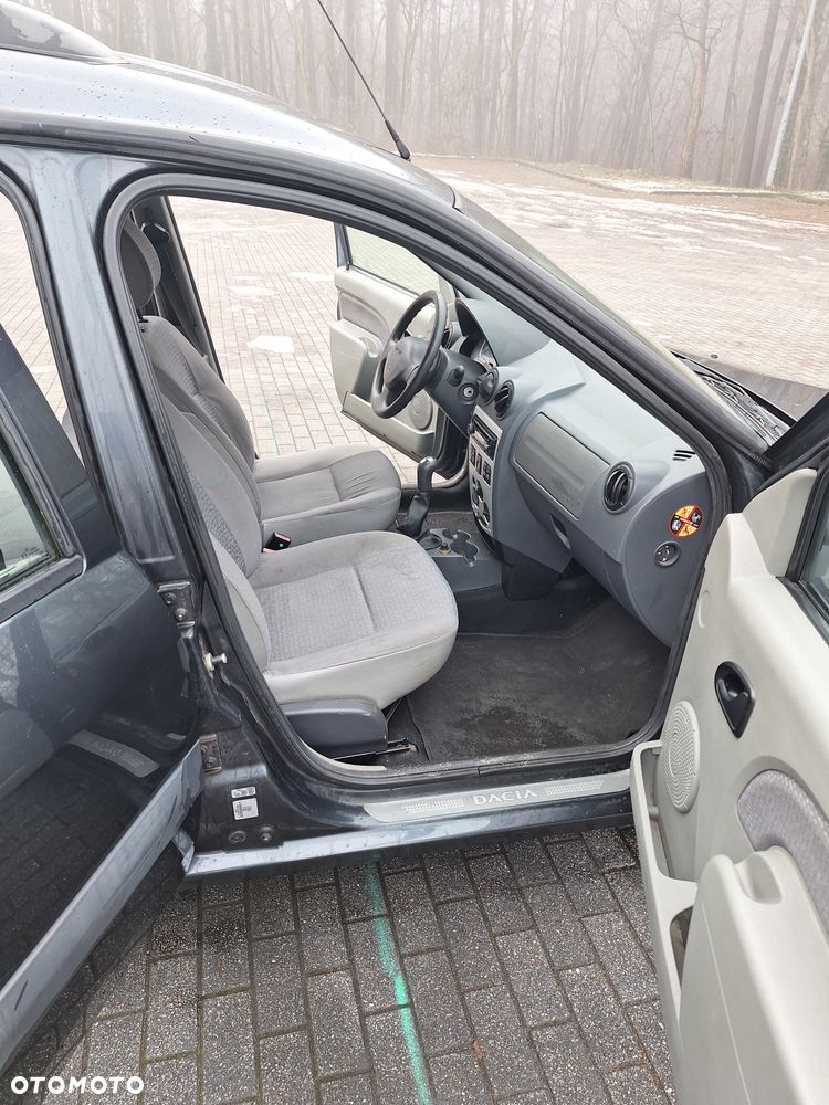 Dacia Logan 1.5 dCi Laureate - 8