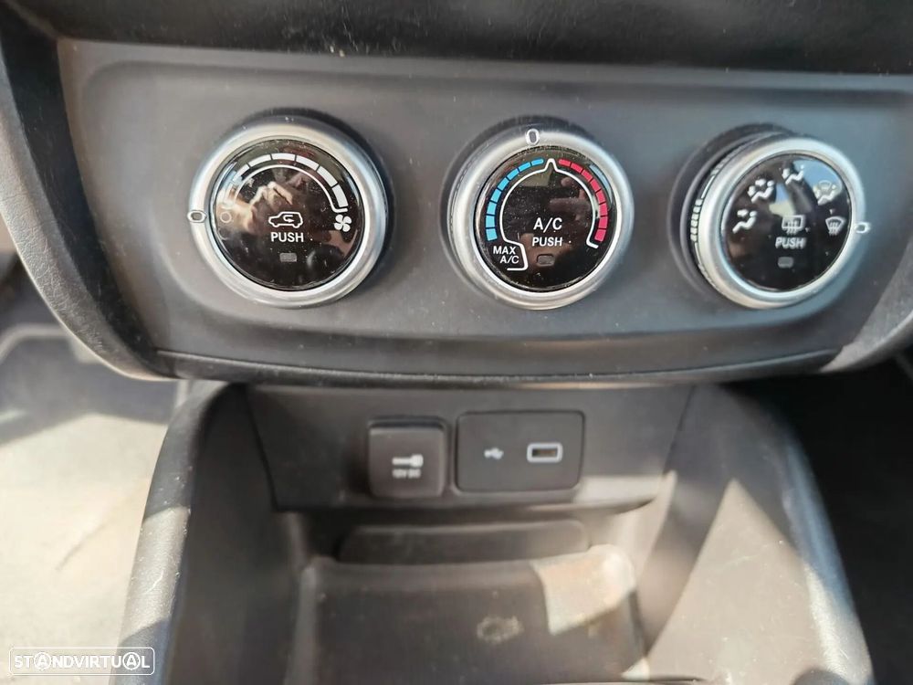 Fiat Tipo Station Wagon 1.0 GSE T3 City Life - 23