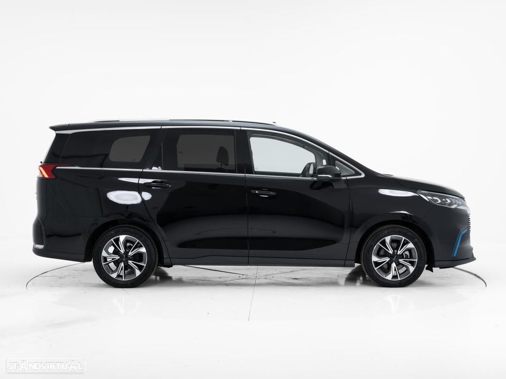 Maxus Euniq 5 Standard - 2