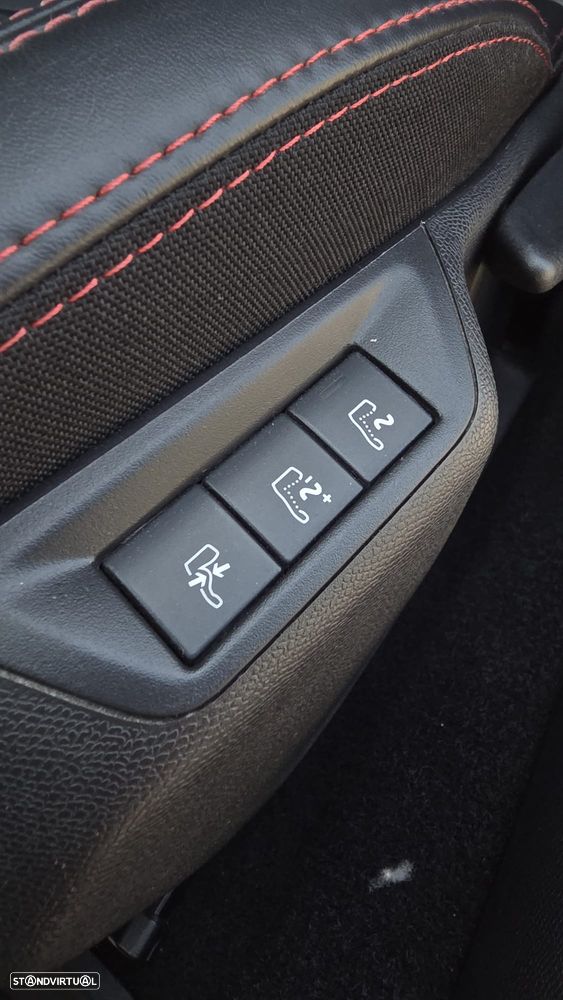 Peugeot 308 1.6 e-THP GTi - 25